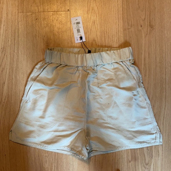 LOT OF BRAND NEW DYNAMITE CLOTHES - Picture 7 of 13